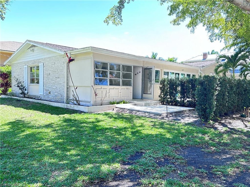 1011 7th St S unit 1011, Naples, FL 34102 - photo 1