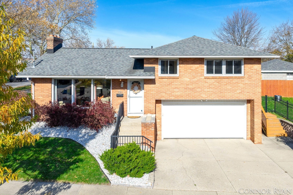 1001 6th St NW, Grand Rapids, MI 49504 - photo 1