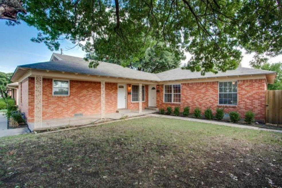 6416 Lontos Dr unit 6416, Dallas, TX 75214 - photo 1