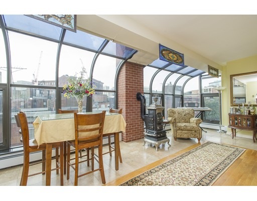 69 N Margin St unit 7, Boston, MA 02113 - photo 1