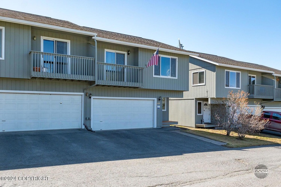 1-web-or-mls-6909 Briar Loop Exports-1