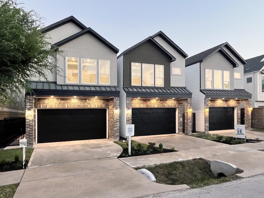 822 E 24th St, Houston, TX 77009 - photo 1