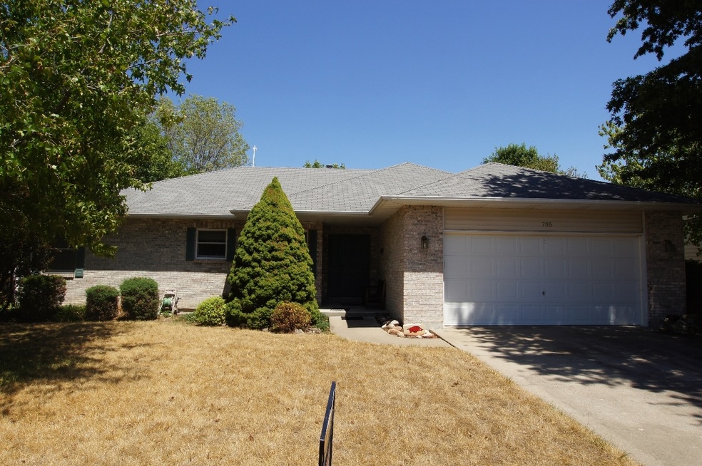Front view of home