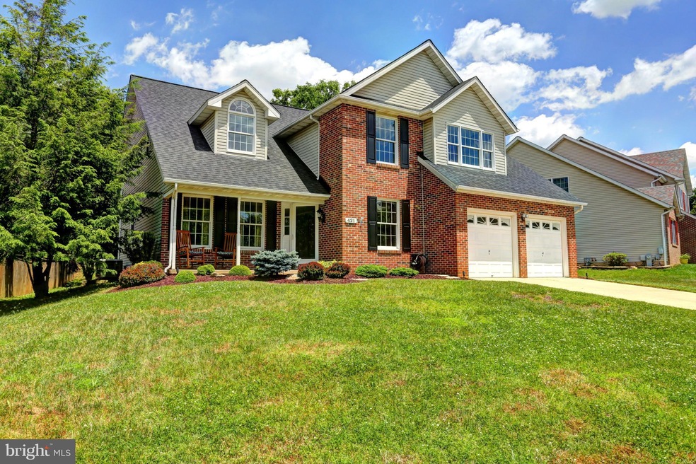 421 Hawkridge Ln, Sykesville, MD 21784 - photo 1