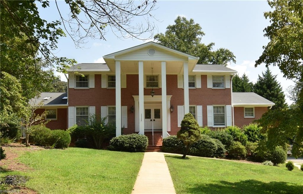 1201 Partridge Lane in Merrimont Hills - minutes f