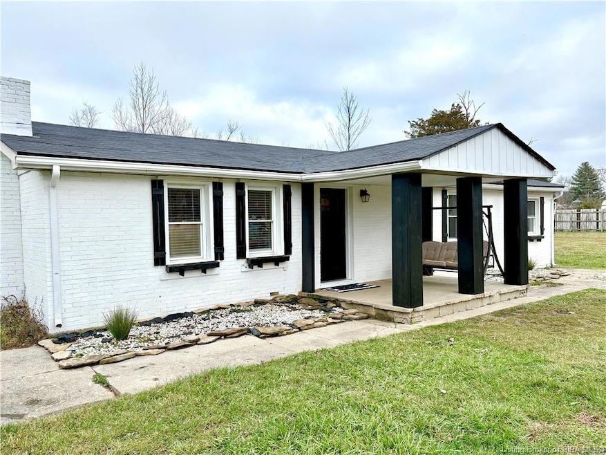 16103 Beechwood Dr, Charlestown, IN 47111 - photo 1