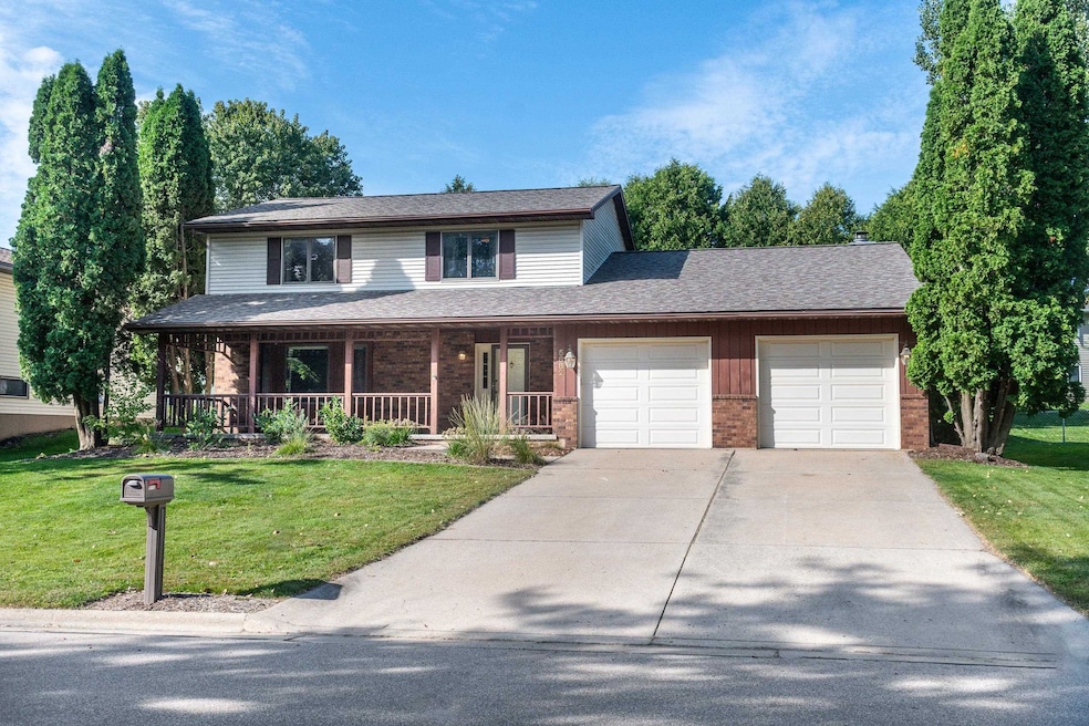 Sold $490,000 • Co-Listing Agent