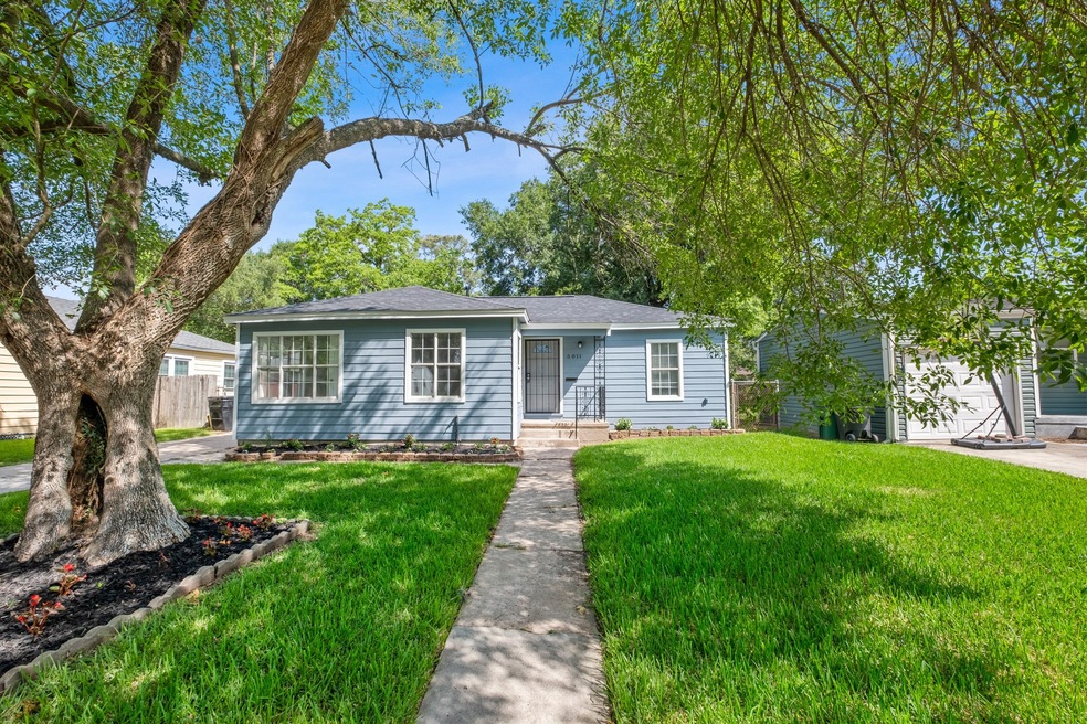 5011 Marietta Ln, Houston, TX 77021 - photo 1