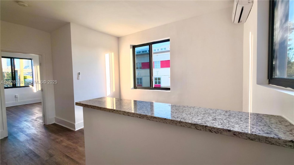 337 SW 5th Ave unit 12, Miami, FL 33130 - photo 1