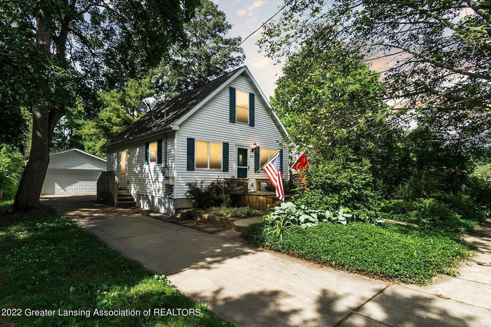 01-401-Fenton-WindowStill-Real-Estate-Ph
