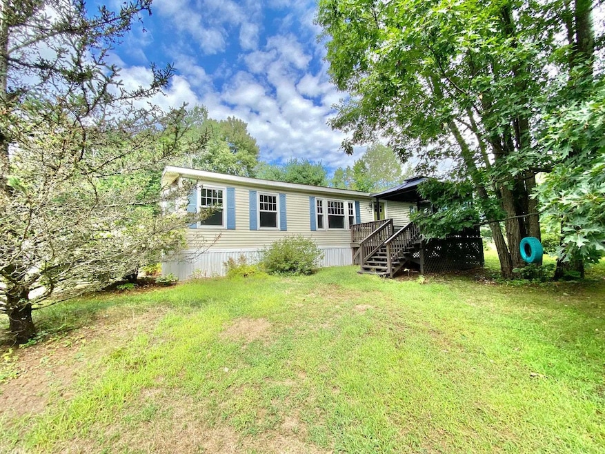 207 Redwood Rd, Loudon, NH 03307 - photo 1