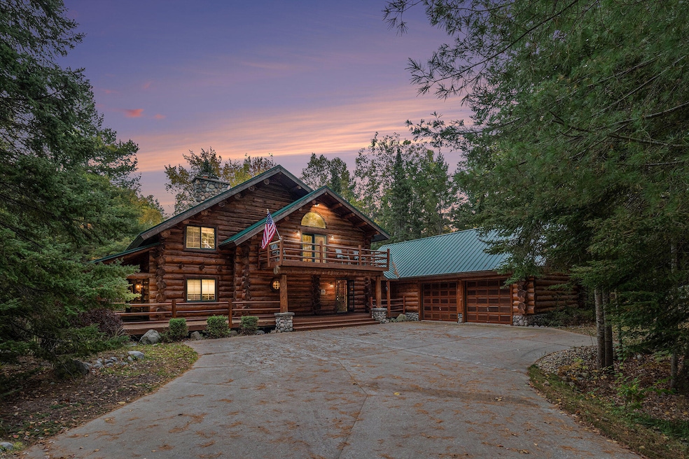 Under Contract $955,000 • Co-Listing Agent