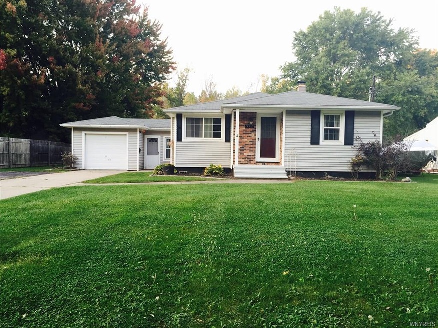 1472 Forbes St, North Tonawanda, NY 14120 - photo 1