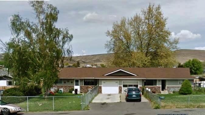 4211 Maple Ave