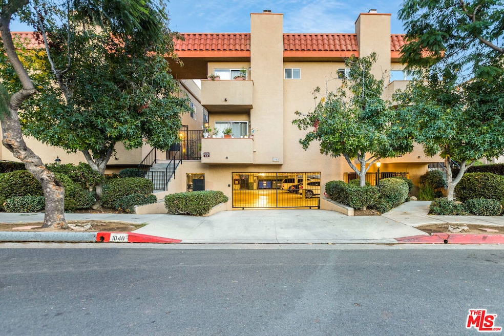 Sold $885,200