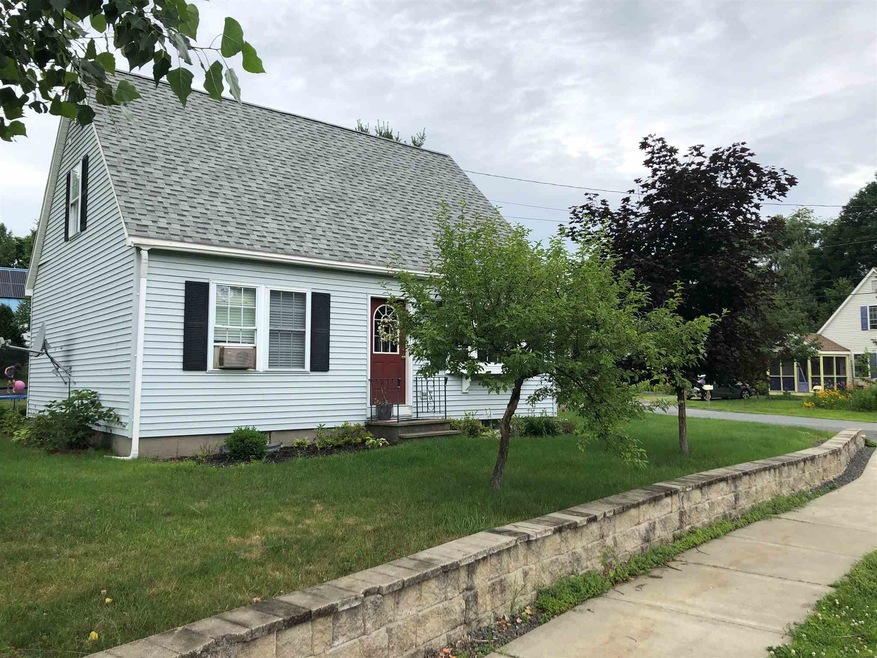 314 Butternut Rd, White River Junction, VT 05001 - photo 1