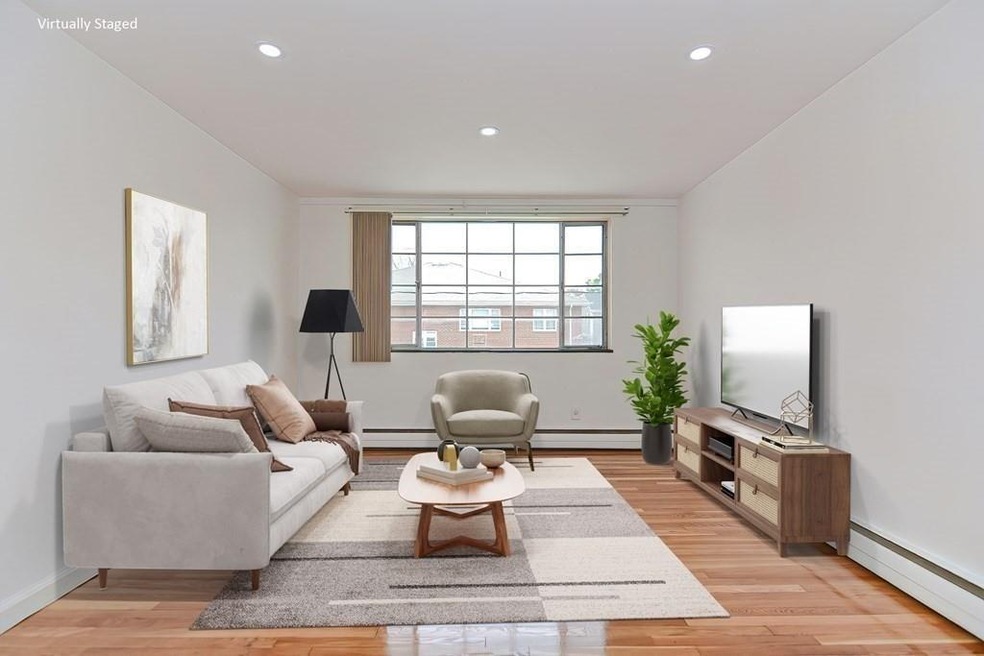 50 Carey Ave unit 9, Watertown, MA 02472 - photo 1