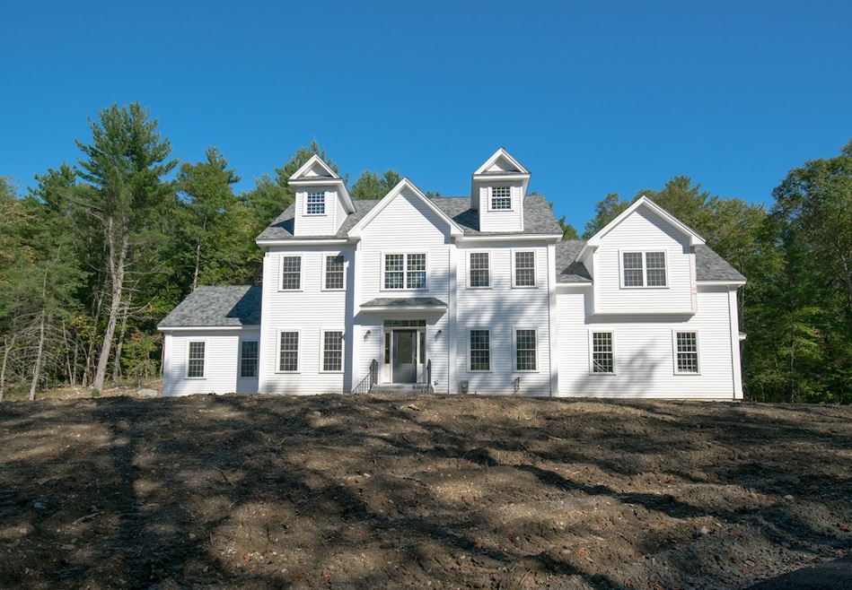 158 Pleasant St, Northborough, MA 01532 - photo 1