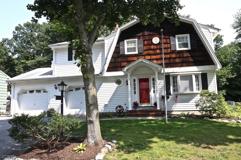 176 Reeve Ave, Bloomingdale, NJ 07403 - photo 1