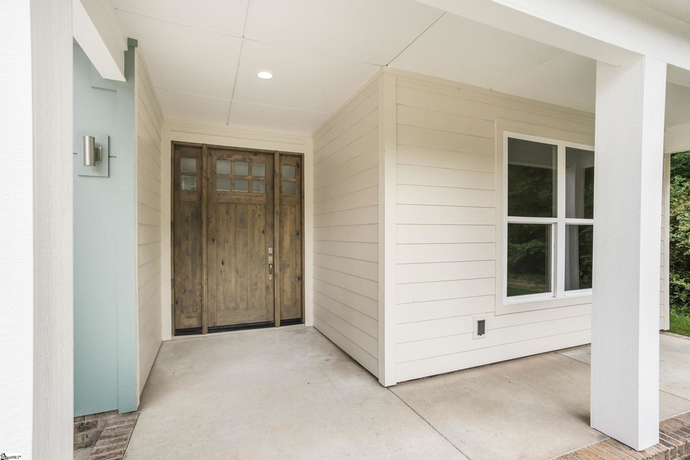 15 Springdale Dr, Travelers Rest, SC 29690 - photo 1