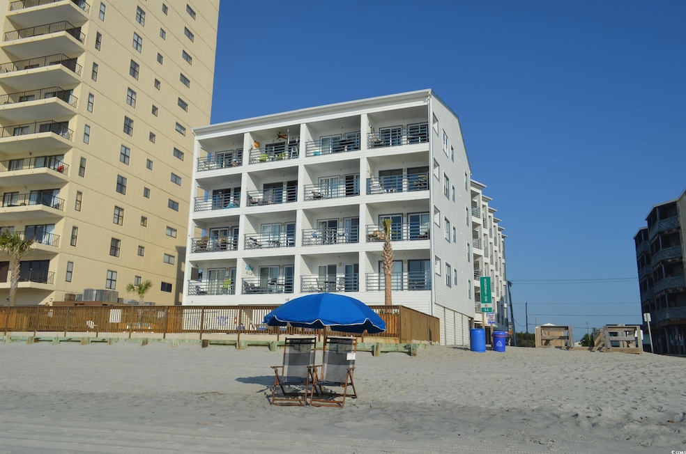 View of apartment building / complex