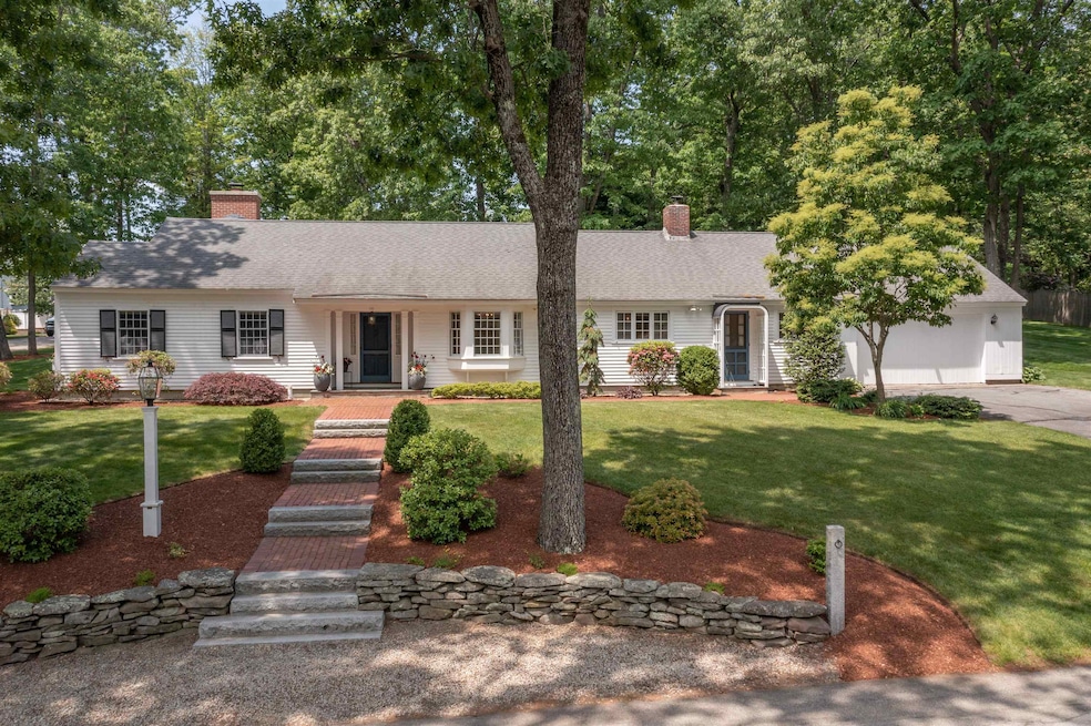 100 Wellington St, Nashua, NH 03064 - photo 1