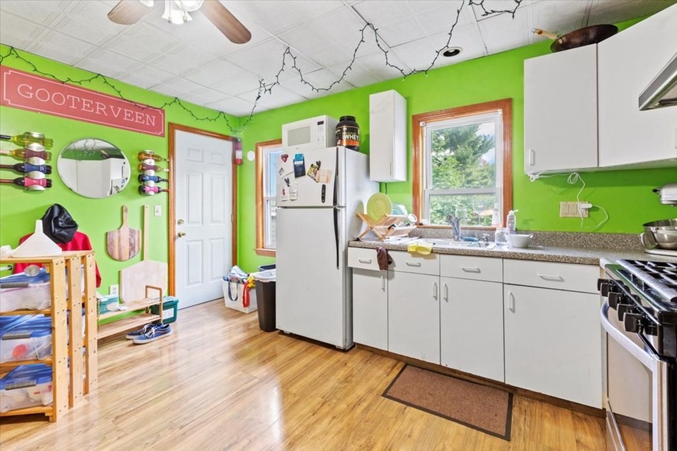 155 Cherry St unit 3, Cambridge, MA 02139 - photo 1