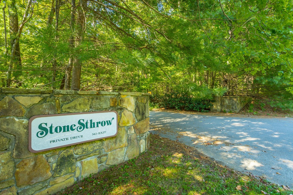 Stone's Throw HD-42
