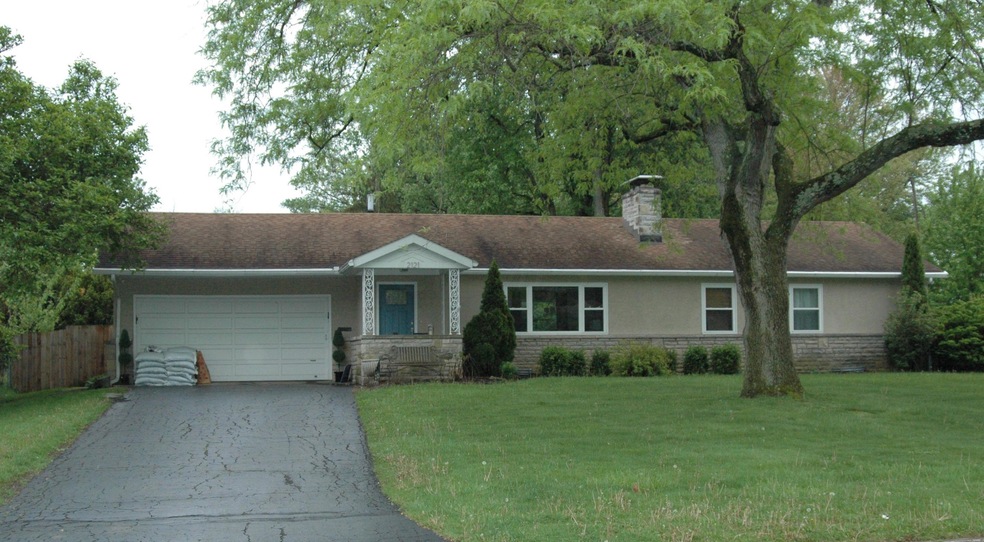 2121 Oakmount Road