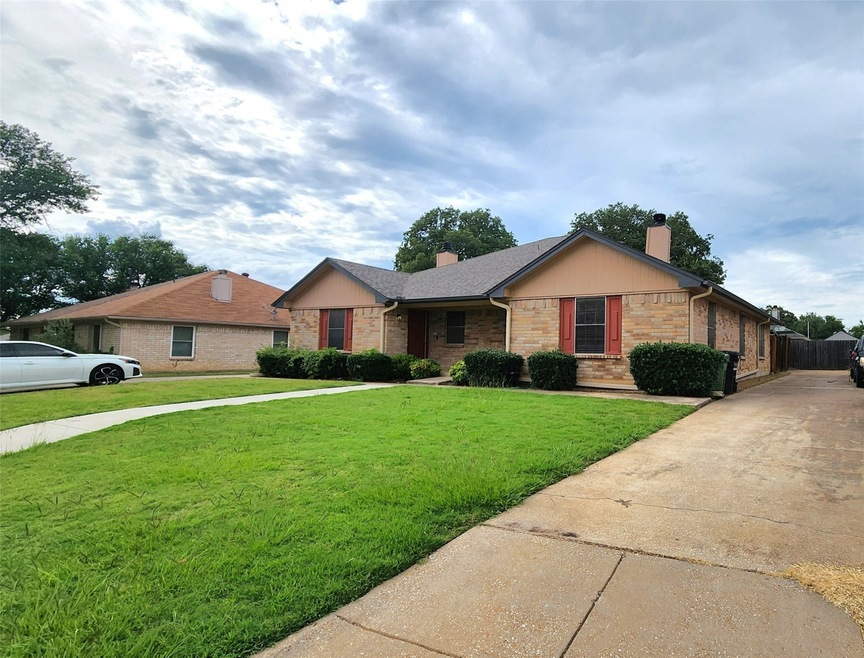 7761 Sable Ln unit 7763, North Richland Hills, TX 76182 - photo 1