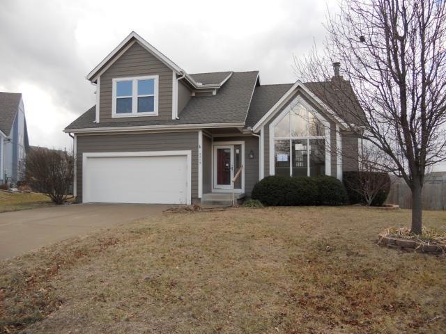 5715 Lakecrest Dr, Shawnee, KS 66218 - photo 1