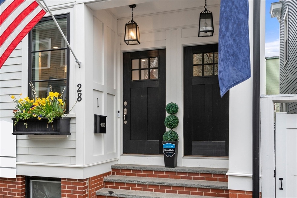 28 Cross St unit 1, Boston, MA 02113 - photo 1