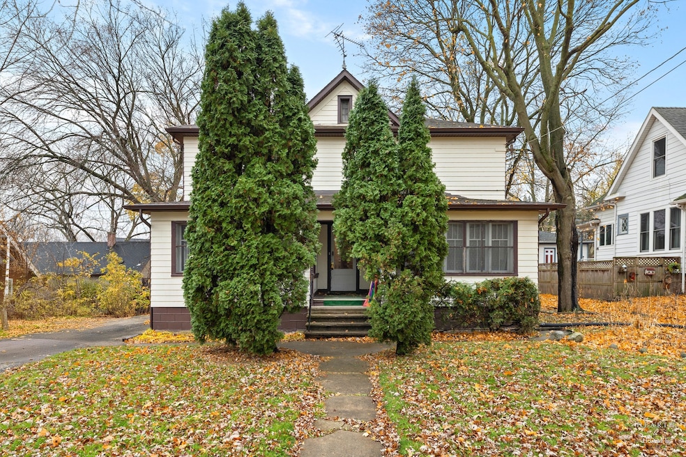 For Rent $2,000/month • Co-Listing Agent