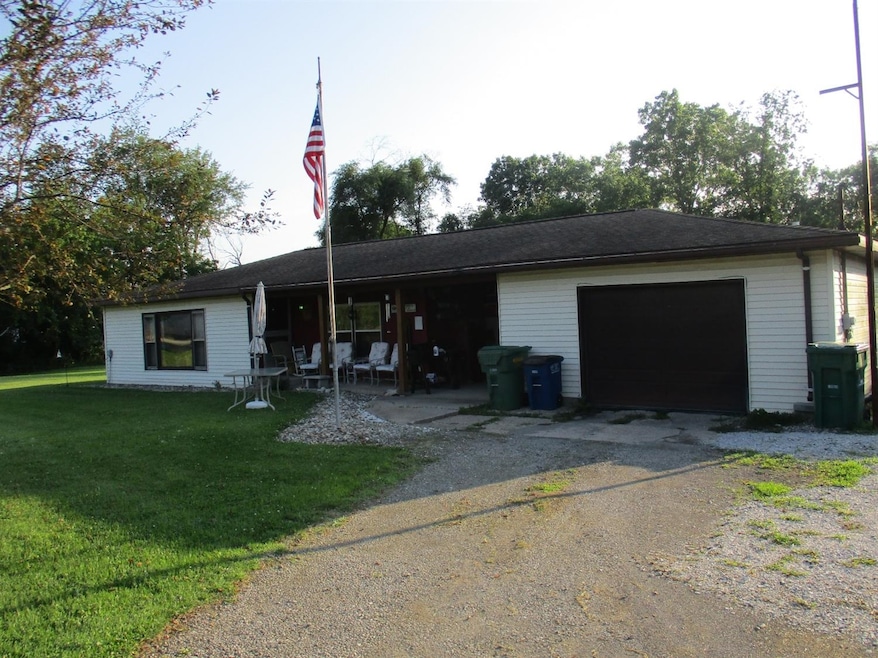 2346 N 150 E, La Porte, IN 46350 - photo 1