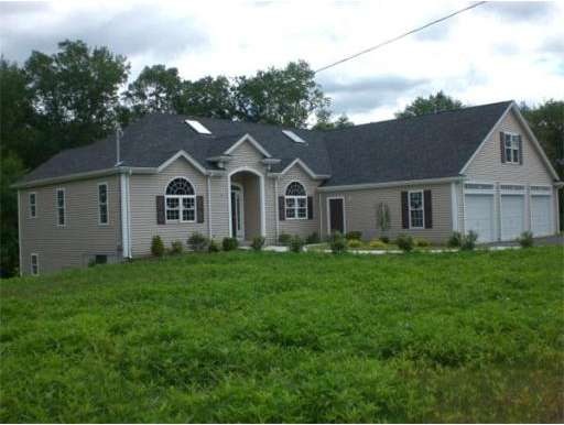 11 Roland Way, Milford, MA 01757 - photo 1