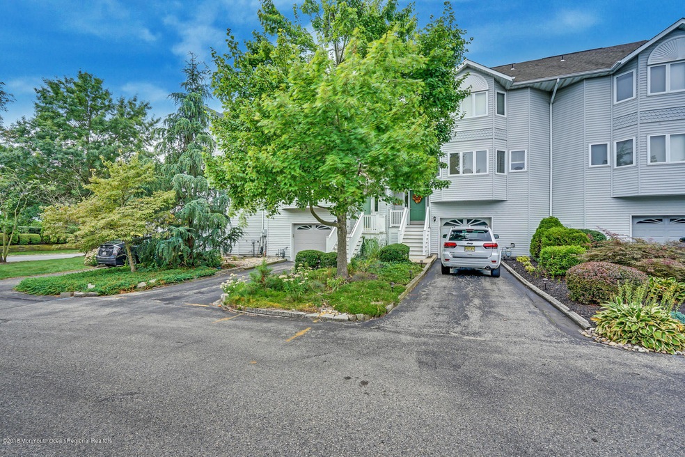 72 Orchid Ct Toms River NJ-large-001-17-