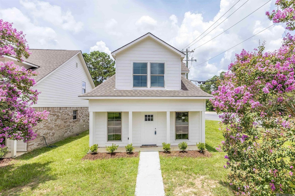 For Sale $199,500 • Co-Listing Agent