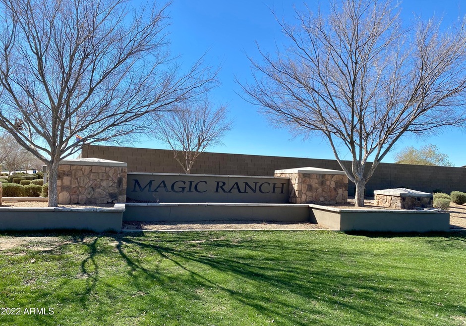 6133 E Helios Dr, Florence, AZ 85132 - photo 1