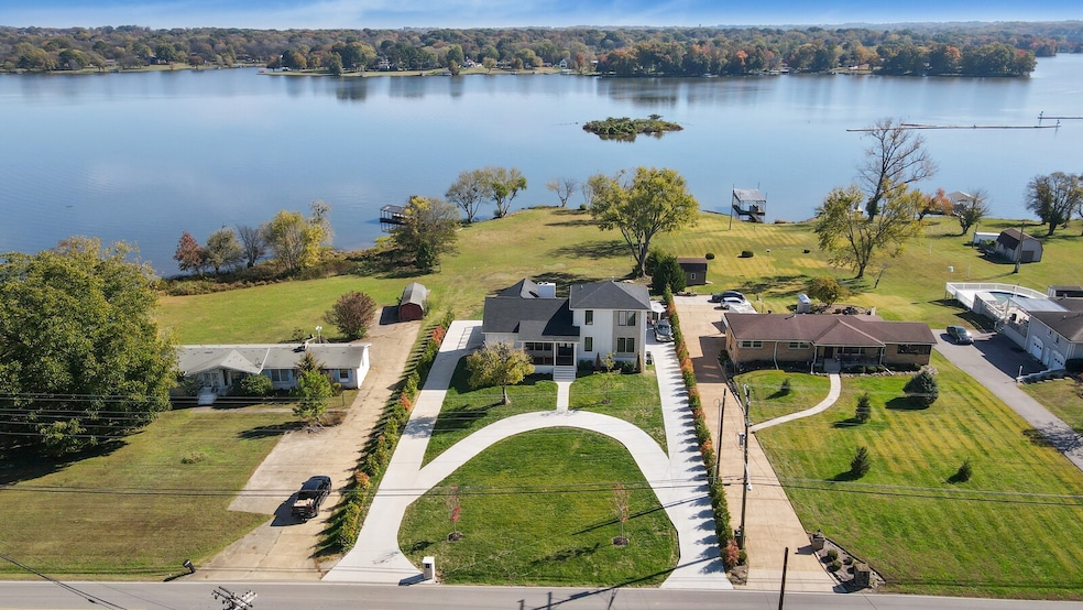 For Sale $2,750,000 • Co-Listing Agent