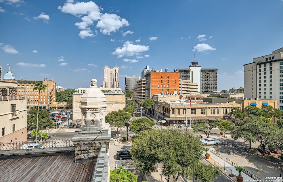 235 E Commerce St unit 400, San Antonio, TX 78205 - photo 1