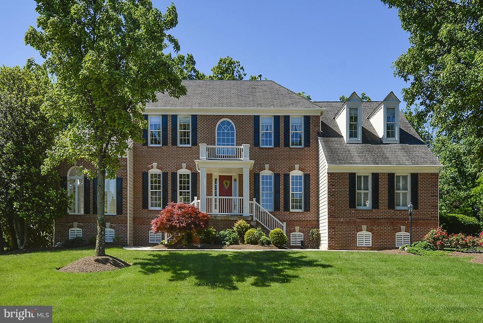 15557 Smithfield Place, Centreville, VA 20120 - photo 1