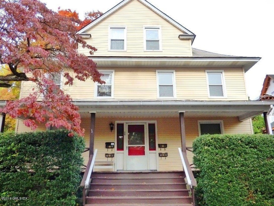 Exterior (002)