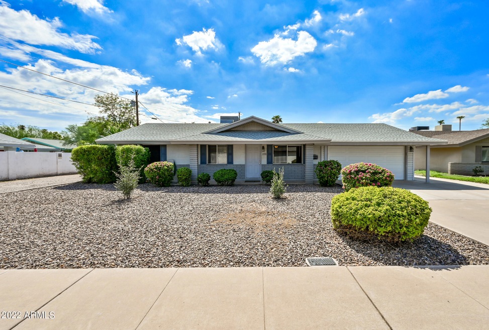 2908 S Newberry Rd unit 3, Tempe, AZ 85282 - photo 1