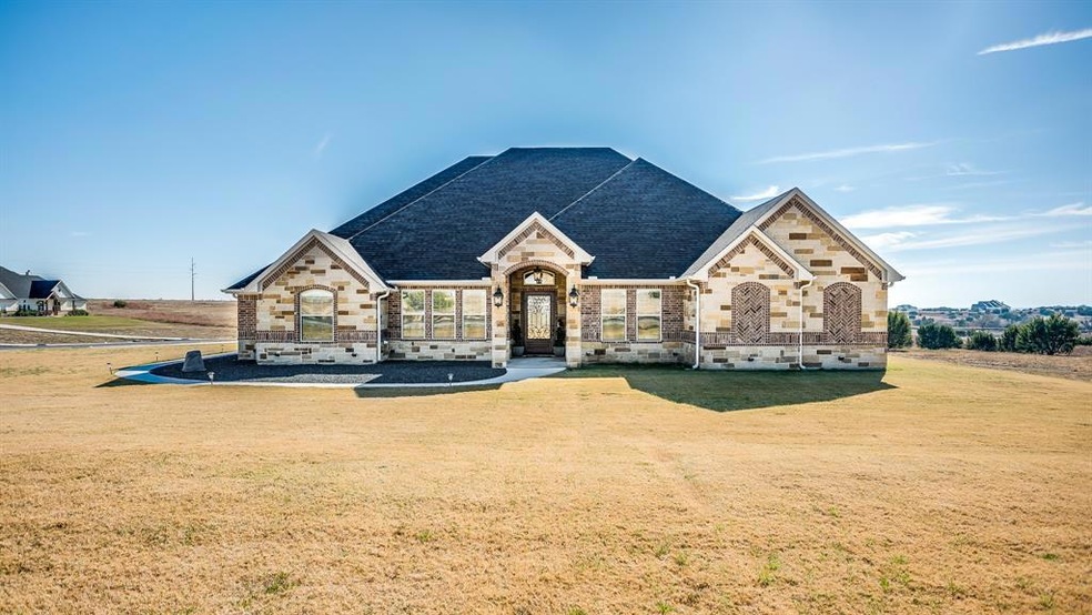 1001 High Point St, Weatherford, TX 76087 - photo 1