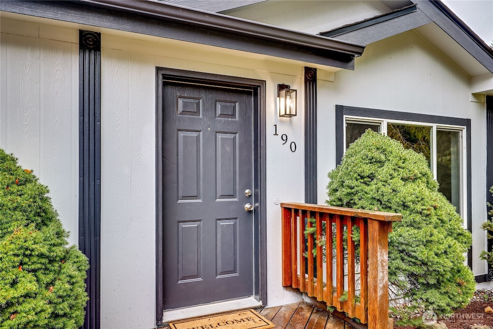 190 E Barnsby Place, Shelton, WA 98584 - photo 1