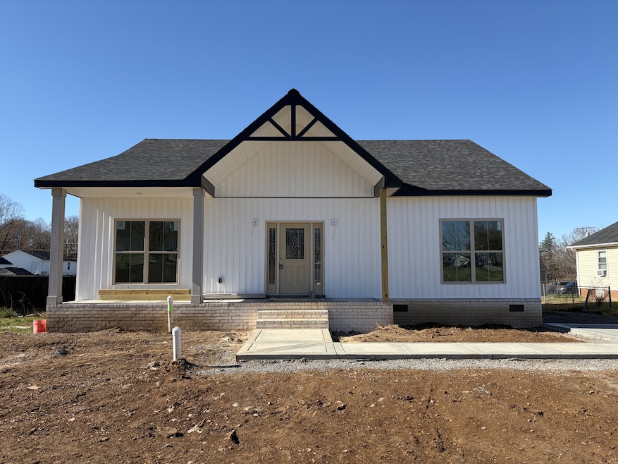 985 Long Beech Dr, Clarksville, TN 37042 - photo 1