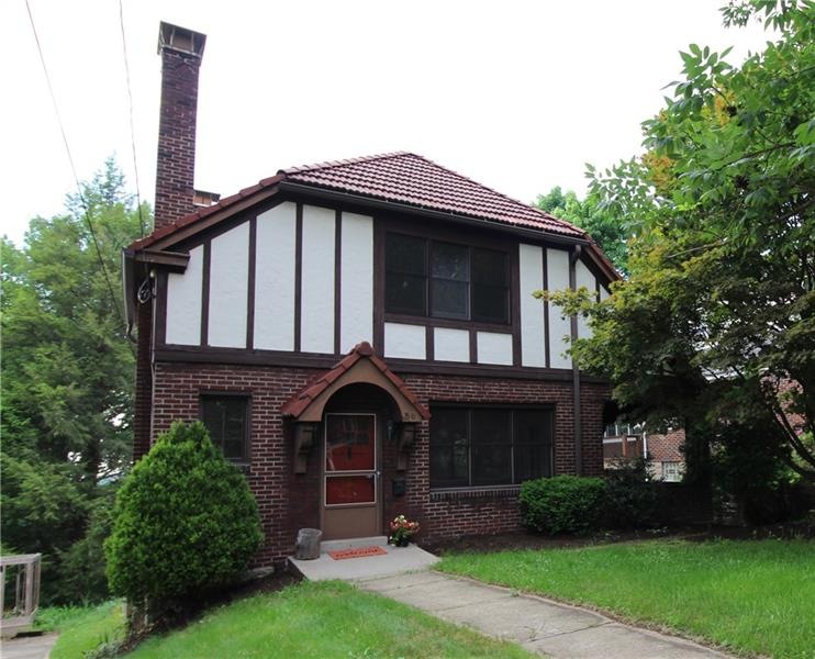 Charming home on a beautiful street!