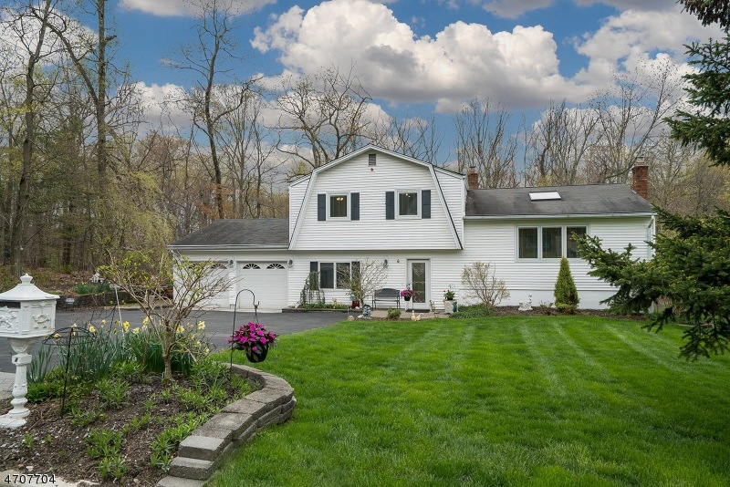 4 Ash Ct, Ringwood, NJ 07456 - photo 1