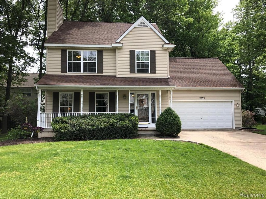 2133 Laurel Oak Dr N, Howell, MI 48855 - photo 1