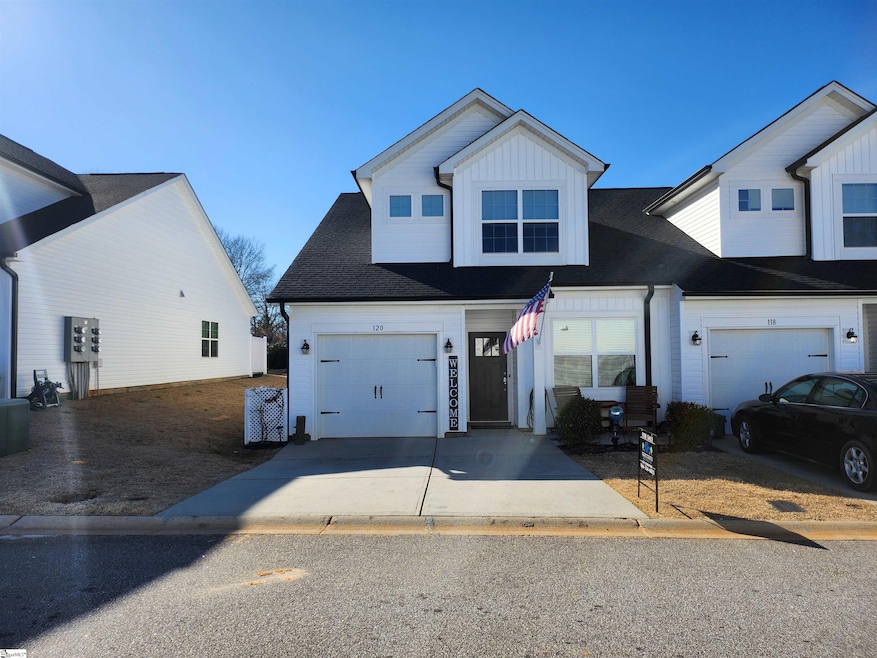 120 Aleppo Ln, Greer, SC 29651 - photo 1